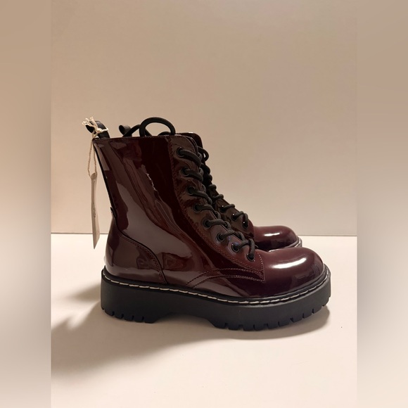 Sincerely Jules Burgundy Lace-Up Boots - Picture 4 of 7